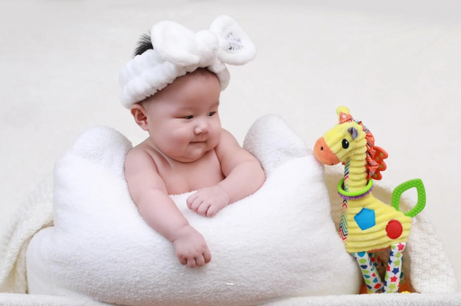 茌平宝宝几个月翻身